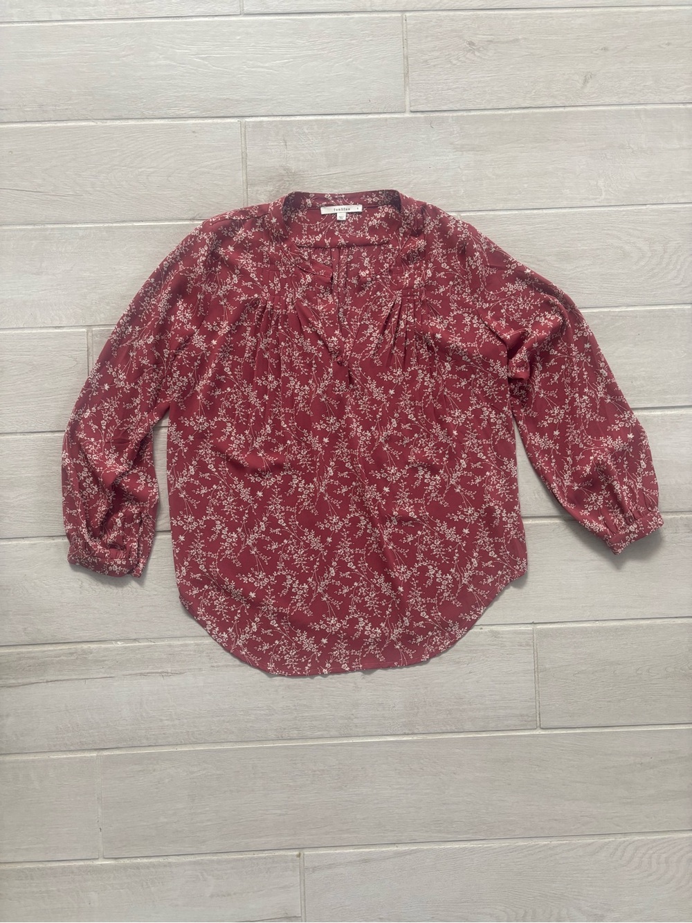 fun 2 fun Rose Floral V-Neck Long Sleeve Blouse
